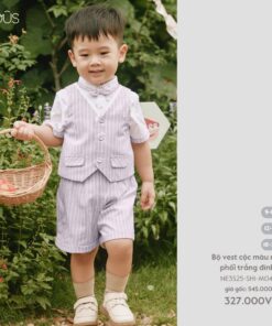 Bộ vest cộc màu nâu phối trắng đính nơ