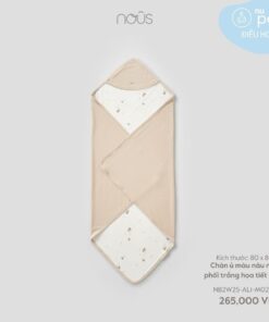 Chăn ủ màu nâu nhạt phối trắng họa tiết gấu