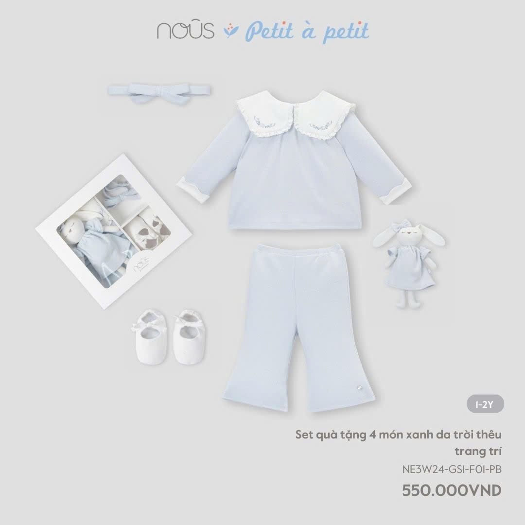 Set Quà Tặng 4 Món Màu Xanh Da Trời Thêu Trang Trí